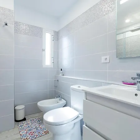 Appartamento 3d. Brand New Flat In Playa Americas Playa de las Americas (Tenerife)