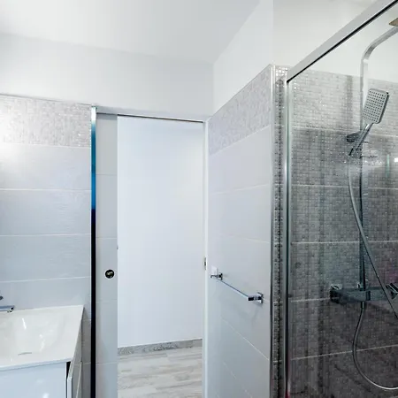 3d. Brand New Flat In Playa Americas * Playa de las Americas (Tenerife)